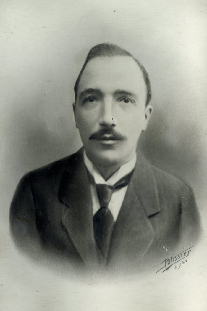 Portrait au fusain du père de Blanche RANNAUD FAVRE