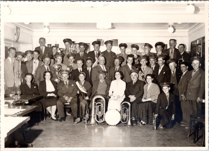 Photo de groupe des vieilles casquettes