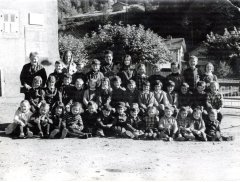 Photo de classe de l'école de Sixt 1970